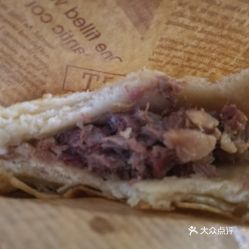 闫家驴肉老店 马家堡东路店 的精品驴肉火烧好不好吃 用户评价口味怎么样 北京美食精品驴肉火烧实拍图片 大众点评